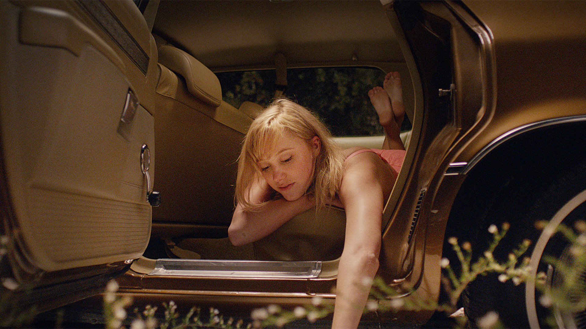 It Follows slide 2